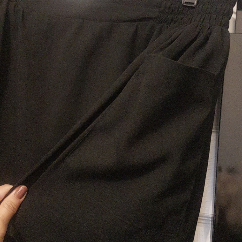 3/$20 Black flowy skirt - Picture 2 of 3